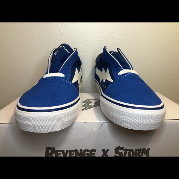 ⚠️SOLD⚠️ REVENGE X STORM “Blue” SZ 10 - Picture 2 of 7